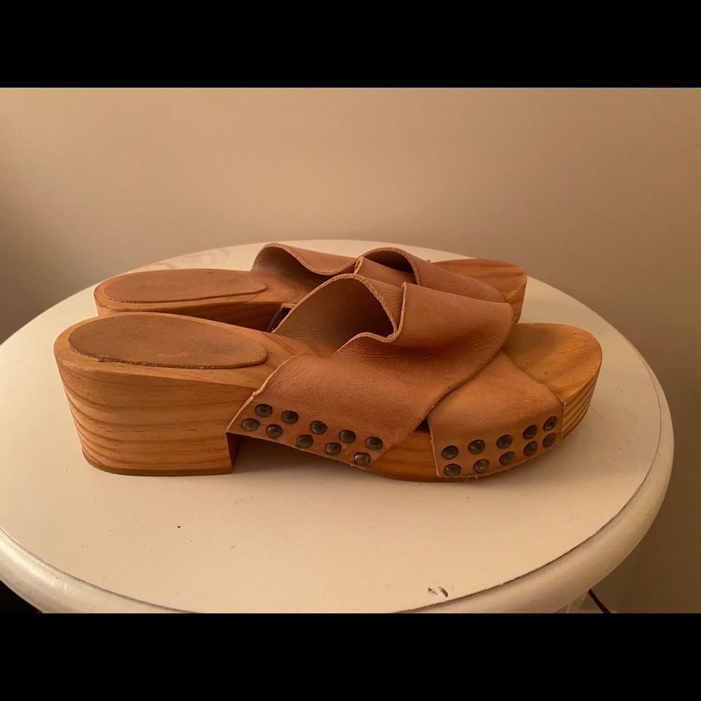 FREE PEOPLE CLOG MULE SANDAL